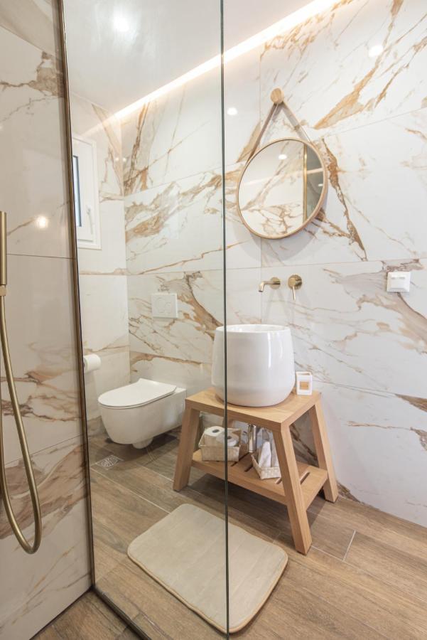 2Bdroom Plaka Apartment Афины Экстерьер фото